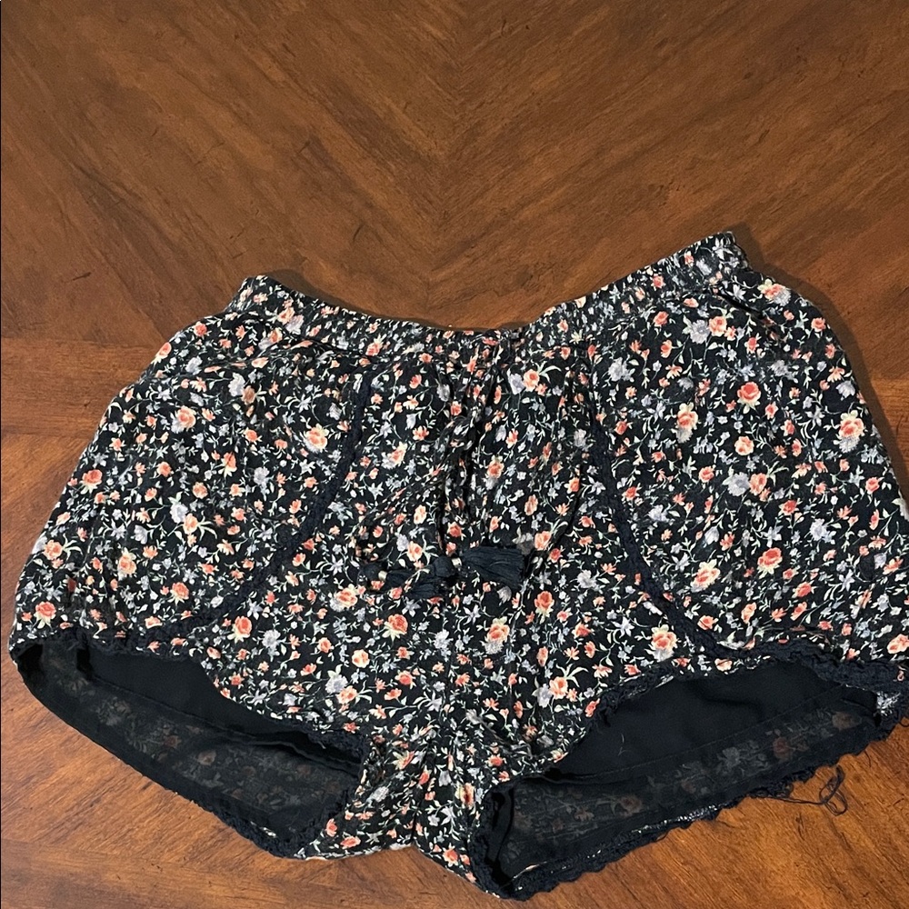 American Eagle Outfitters Floral Black Shorts